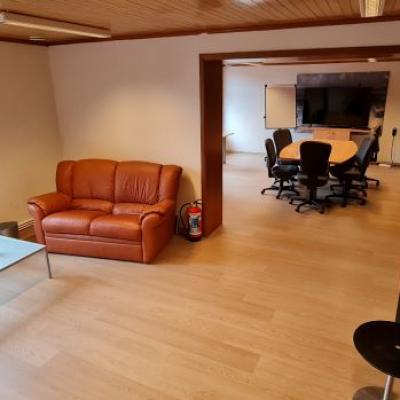 Dour Coworking Salle de réunion 1er